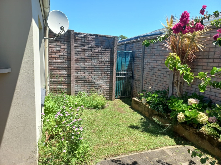 2 Bedroom Property for Sale in Gonubie Eastern Cape